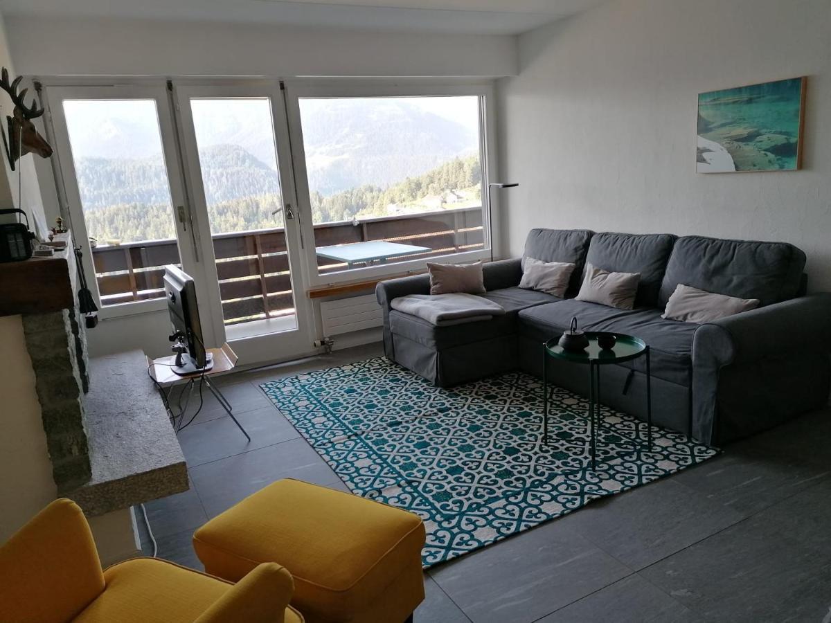 Ferienwohnung In Trin Esterno foto