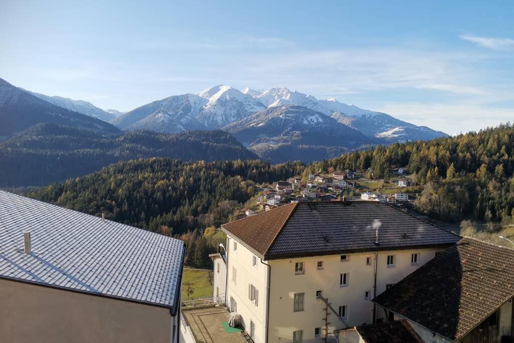 Ferienwohnung In Trin Esterno foto